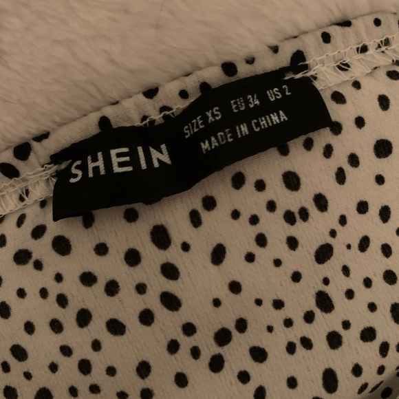 Brand: Shein Size: XS - Picture 4 of 4